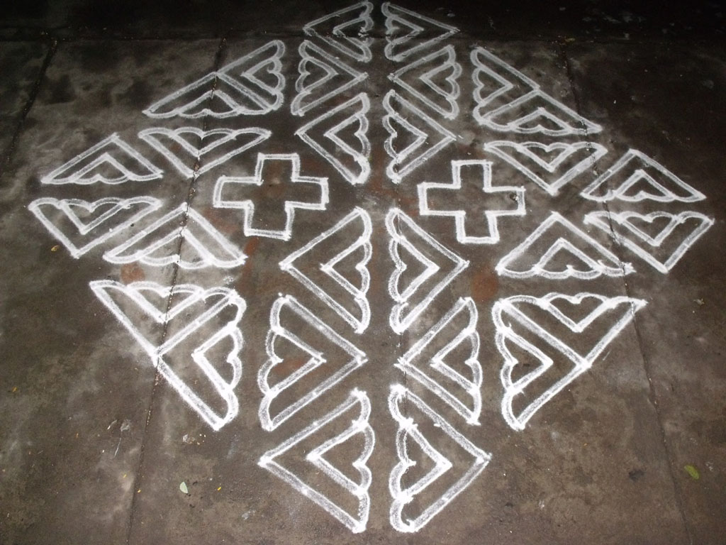 heart pulli kolam by rathna 11