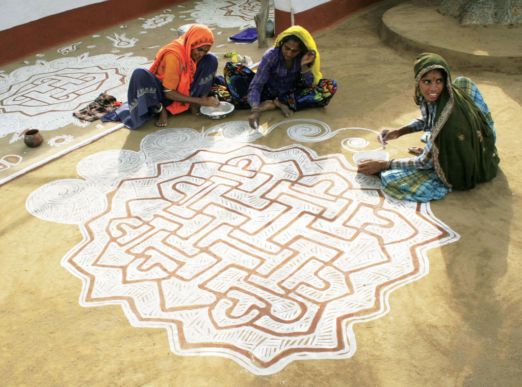 mandana rangoli design by lakhi chand jain 13