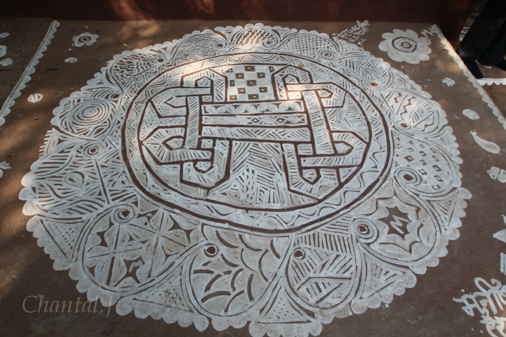 mandana rangoli design by jumel chantel 19