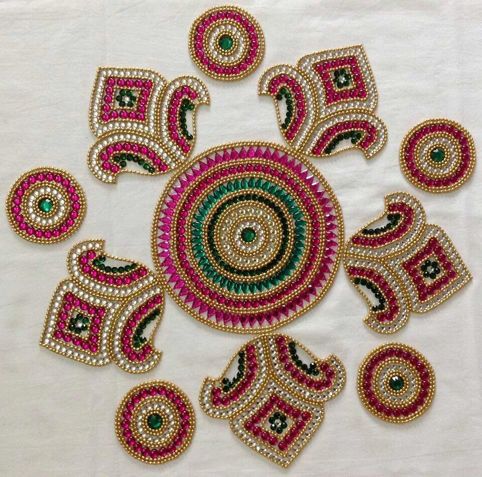 simple kundan rangoli design