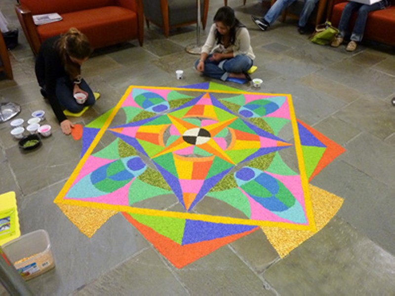 simple rangoli design by gowri savoor 3