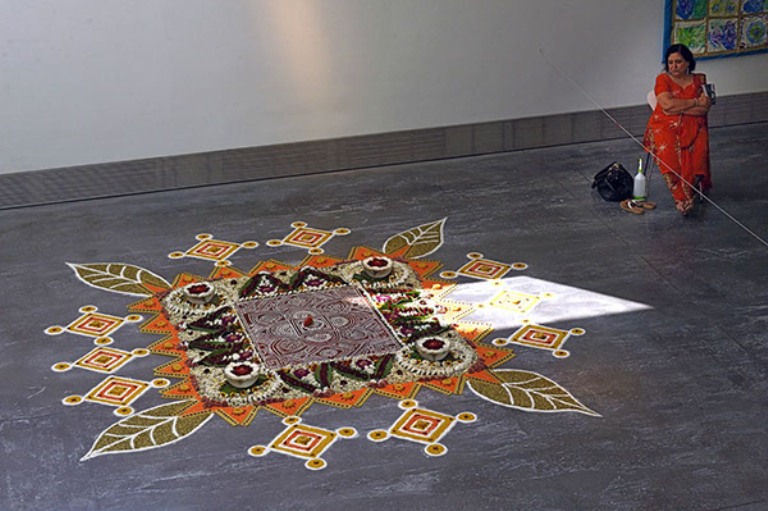 7 new art exchange rangoli design by ranbir kaur